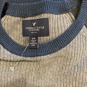 New American Eagle Sweater